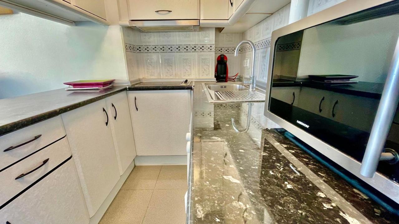 Апартаменти Bulto Carihuela Торремолінос Екстер'єр фото